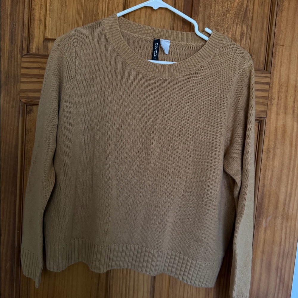 Divided Gray Crop Hoodie and Tan Sweater Combo - Picture 6 of 9